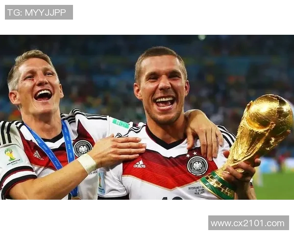 波多尔斯基：现在的拜仁踢得很有统治力；期望阿森纳英超夺冠